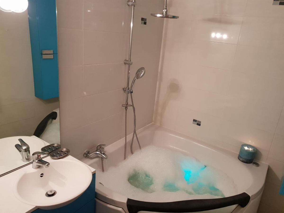 Joli Appartement A 몽타르기 외부 사진